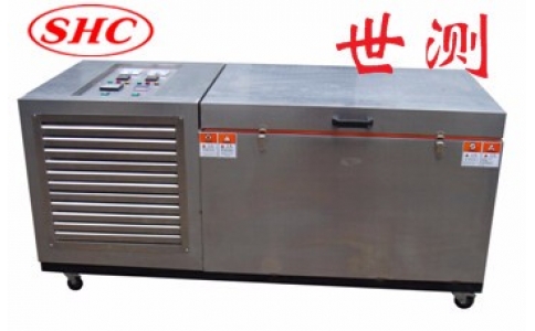 低溫試驗(yàn)箱